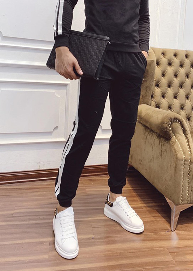 Quần Thể Thao Đen Dáng Ôm ONGBO98