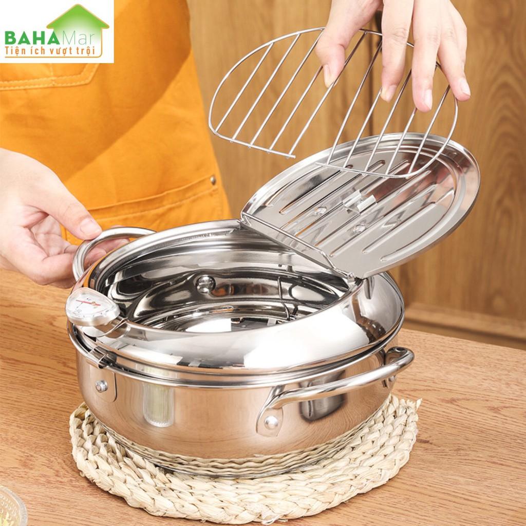 NỒI CHIÊN INOX PHONG CÁCH NHẬT BẢN CÓ NHIỆT KẾ VÀ NẮP ĐẬY GẮN GIÁ THOÁT DẦU 'BAHAMAR&quot; có gắn nhiệt kế kiểm soát nhiệt độ