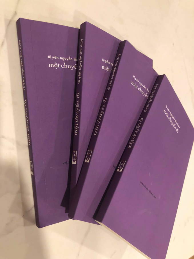 Cuốn sách di cảo Một chuyến đi của Hoa hậu Nguyễn Thu Thủy.