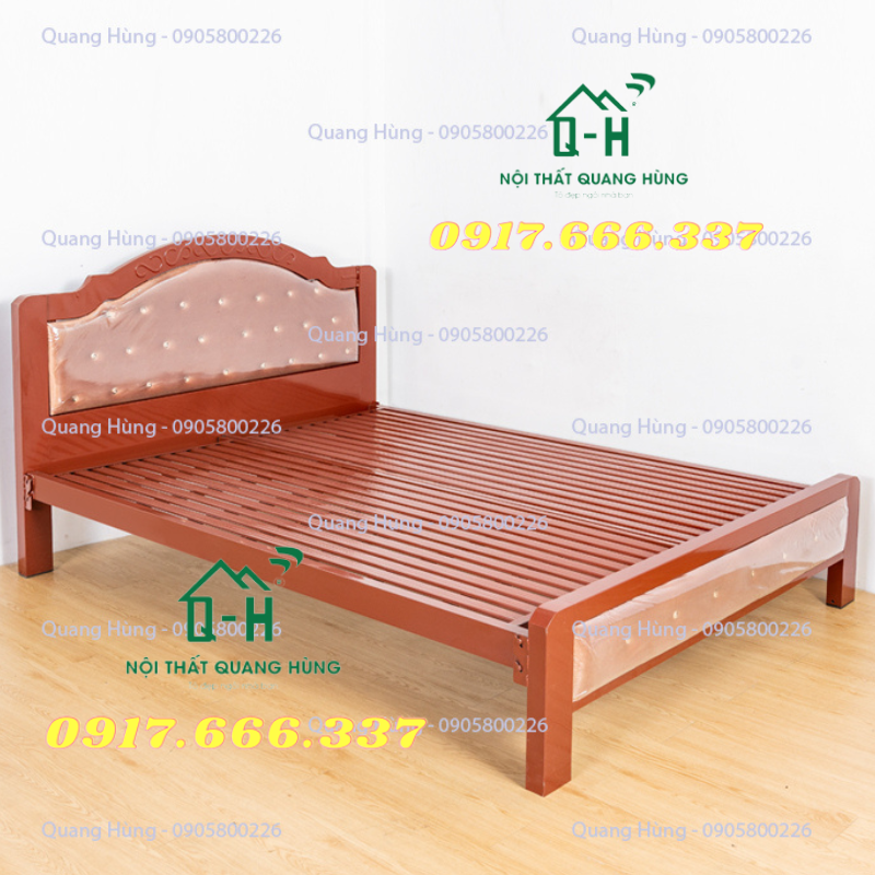 GIƯỜNG SẮT HỘP 5X10 CÓ LỚP NỆM BỌC 2 ĐẦU MÀU NÂU DÀNH CHO GIA ĐÌNH