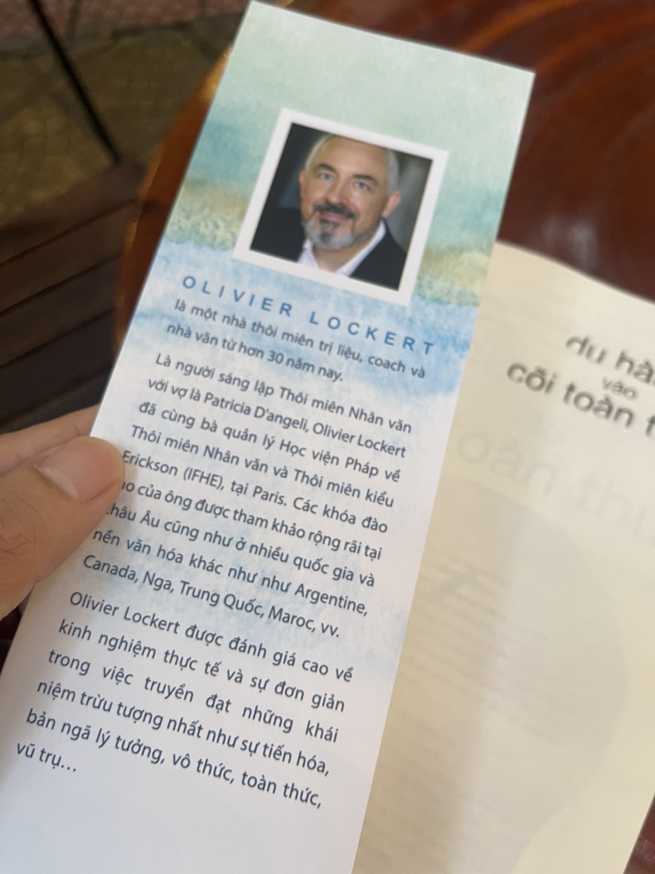 DU HÀNH VÀO CÕI TOÀN THỨC - Olivier Lockert & Patricia D'angeli – Thiện Tri Thức