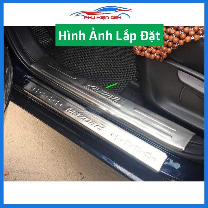Bộ ốp bậc cửa trong ngoài Mazda 2 2015-2016-2017-2018-2019-2020-2021-2022 Inox chống trầy trang trí xe