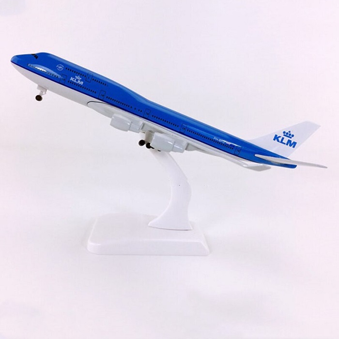 Mô hình máy bay tĩnh B747 KLM Hà Lan 20cm có bánh xe