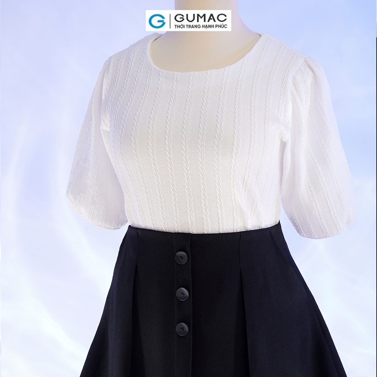 Chân váy A bigsize đính nút thời trang GUMAC VD10051