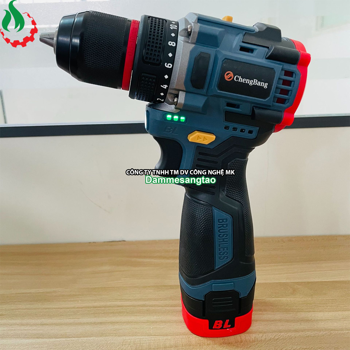Máy khoan pin 14V không chổi than