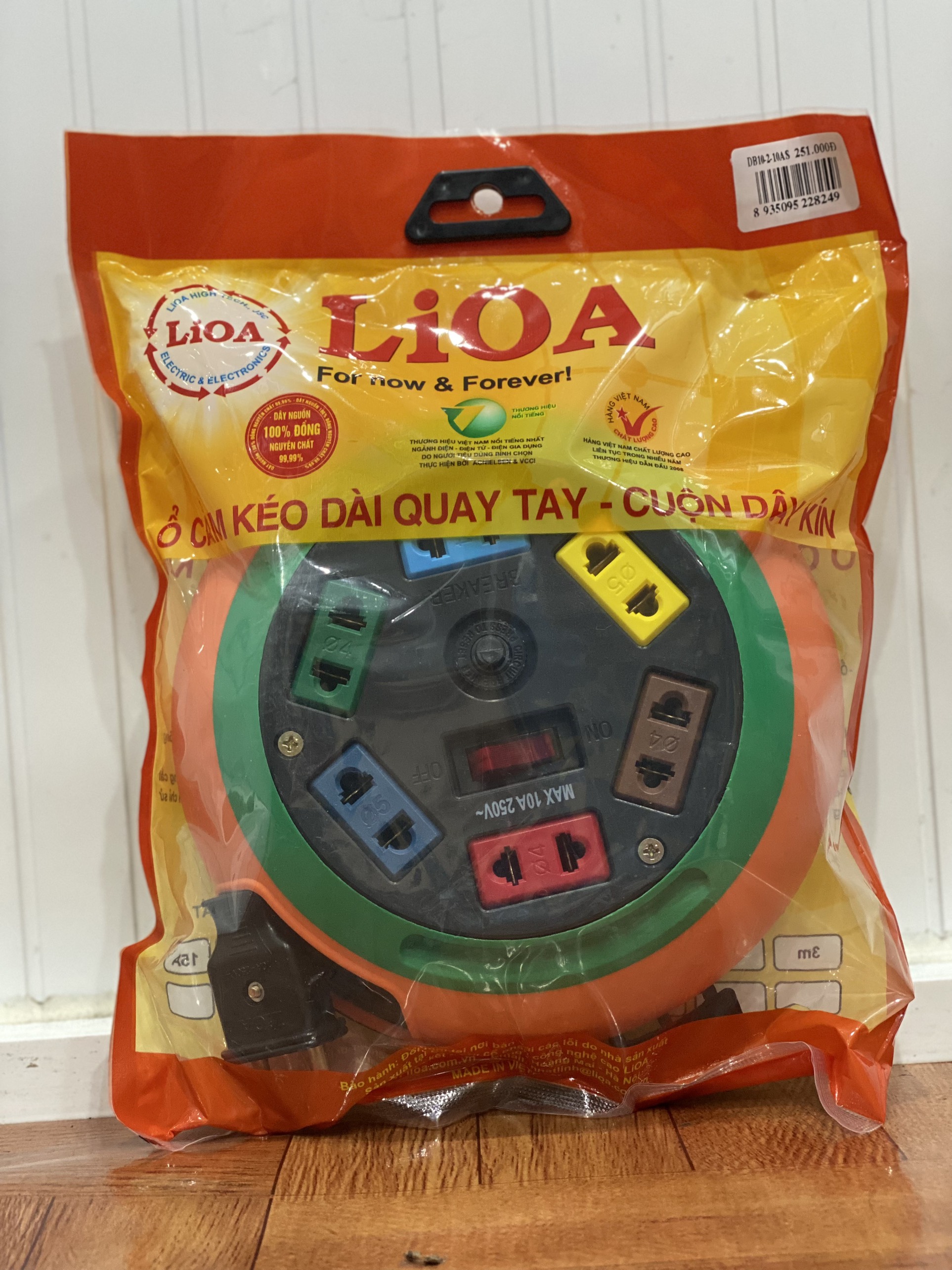 Ổ Cắm Lioa 3 Ổ Đa Năng Kéo Dài DB10-2-10