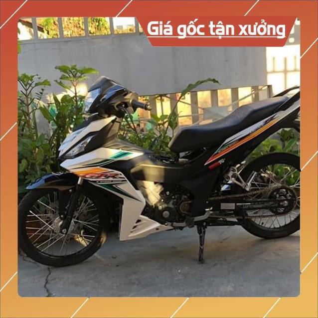Tem rời winner GTR 3 lớp dán xe trắng