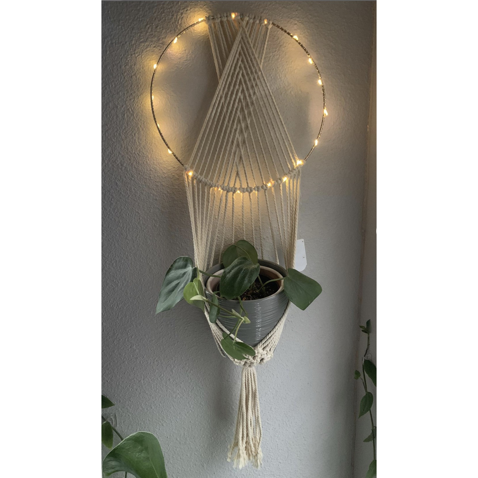 Vòng Inox Tết Dây Macrame Treo Hoa , Cây Cảnh Trang Trí Treo Tường Trang Trí Nhà Cửa. Không bao gồn đèn nháy trang trí. GHINOX01