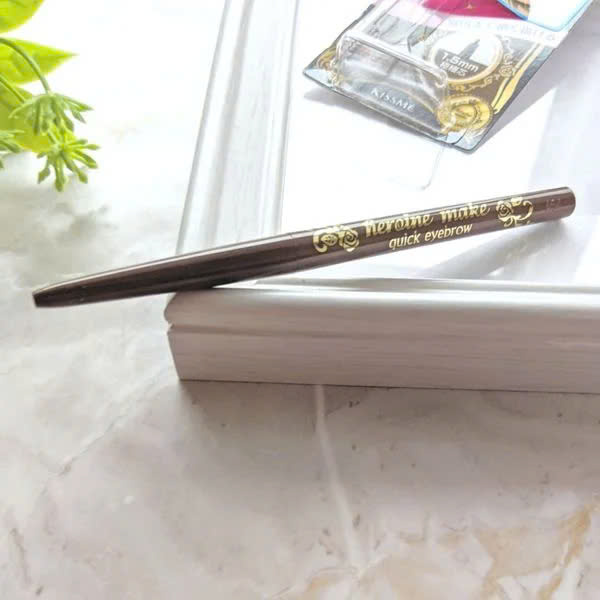 Bút Chì Sáp Kẻ Lông Mày Không Lem Trôi Lõi Siêu Mịn Kissme Heroine Make Quick Eyeliner (3 Màu)
