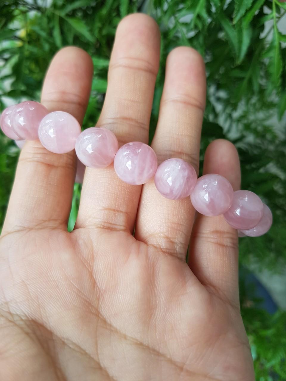 Vòng tay thạch anh hồng thiên nhiên, 12 li