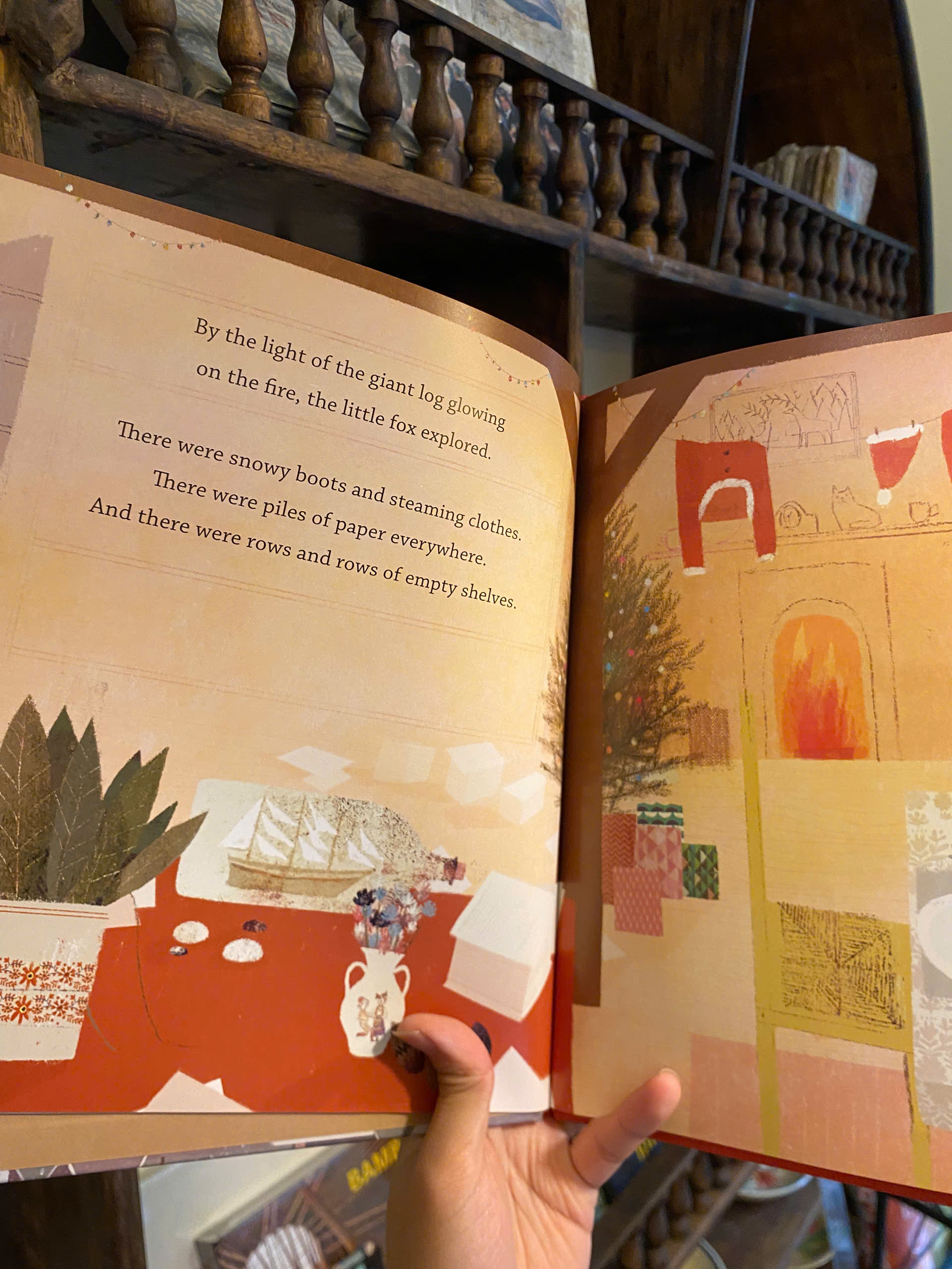Sách - Through the North Pole Snow: A magical Christmas story by Polly Faber / English Children Book