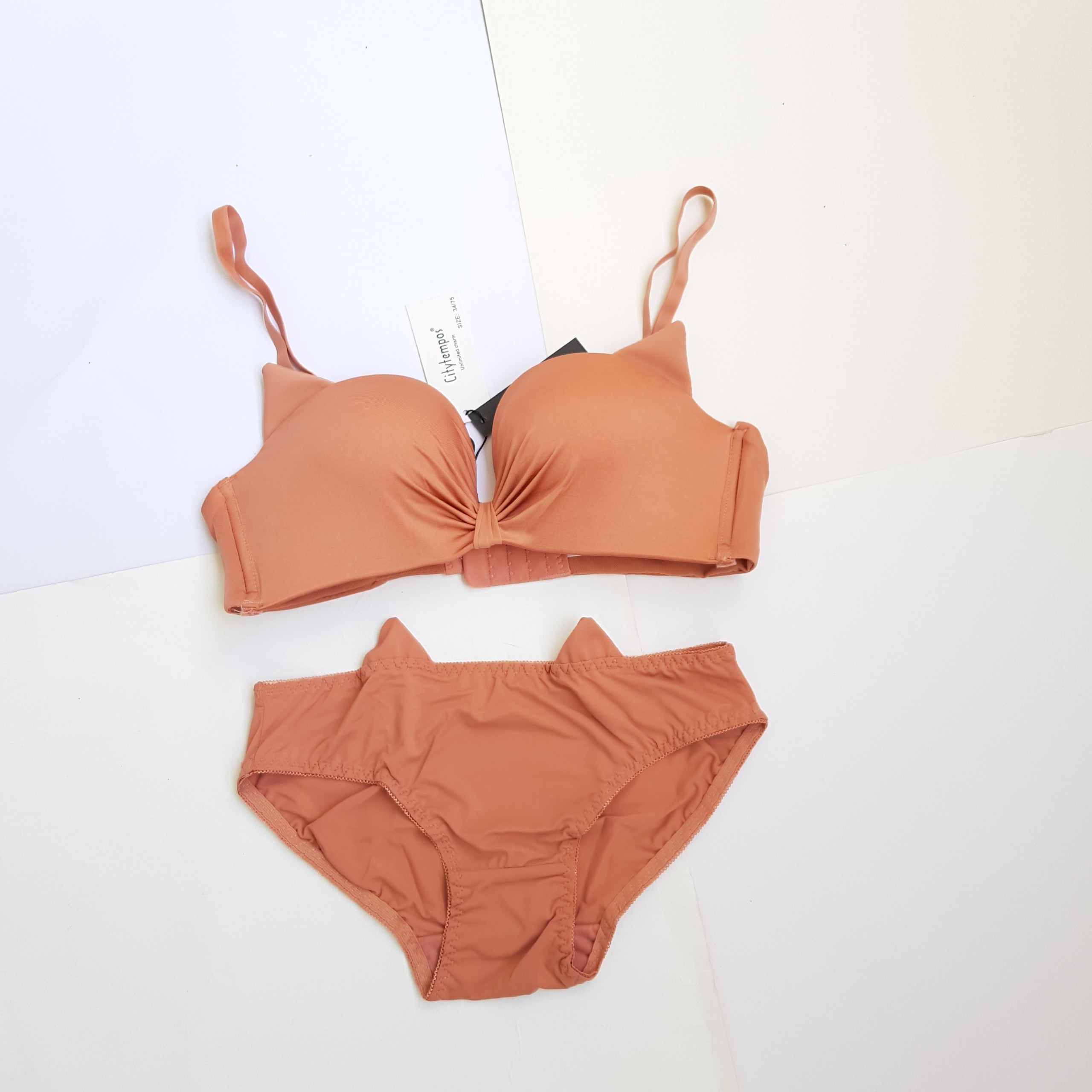 BỘ BIKINI ĐI BIỂN 2 MẢNH TRƠN SIÊU NÓNG BỎNG CAO CẤP