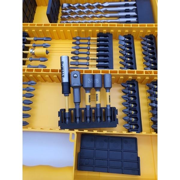 Bộ Mũi Vít, Mũi Khoan Dewalt DT70764-QZ gồm 75 chi tiết, kết nối T-Task - Chính hãng