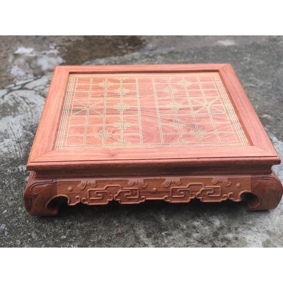 Bàn cờ chân quỳ gỗ hương sang trọng, đẳng cấp