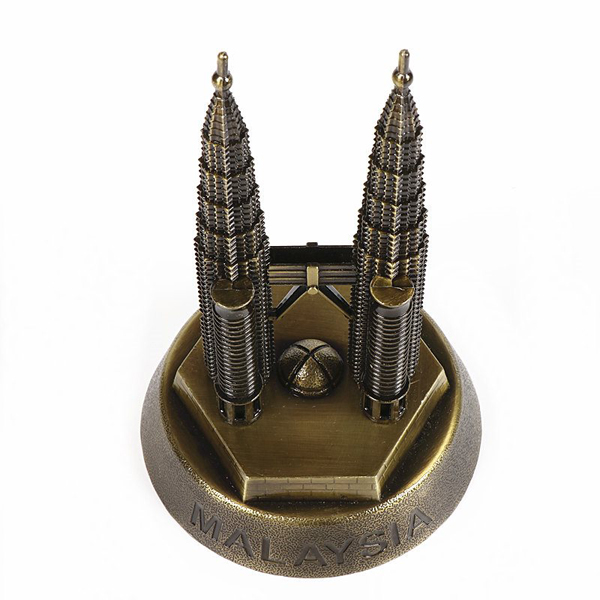 Mô hình tháp đôi Petronas cao 18.5 cm