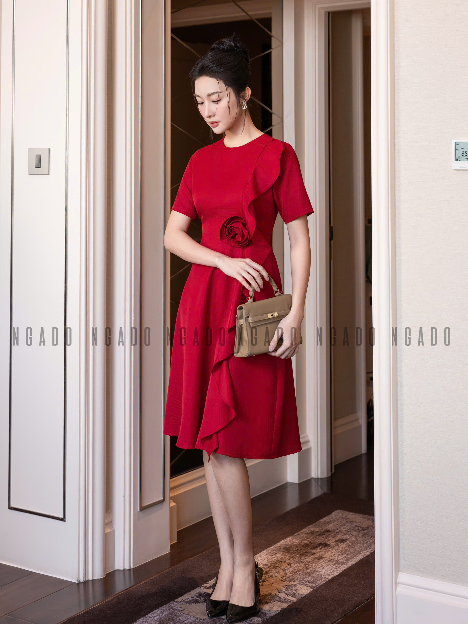 Đầm đỏ phối bèo NGADO , đầm kiểu Nữ , đầm công sở , dự tiệc