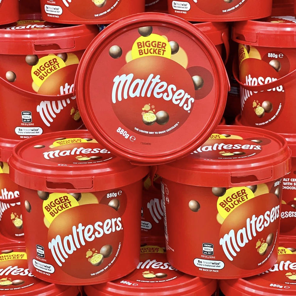 Socola nhân mạch nha Maltesers vị sô cô la sữa mịn màng thơm ngon cùng nhân mạch nha lúa mạch giòn tan (880g/thùng) - OZ Slim Store