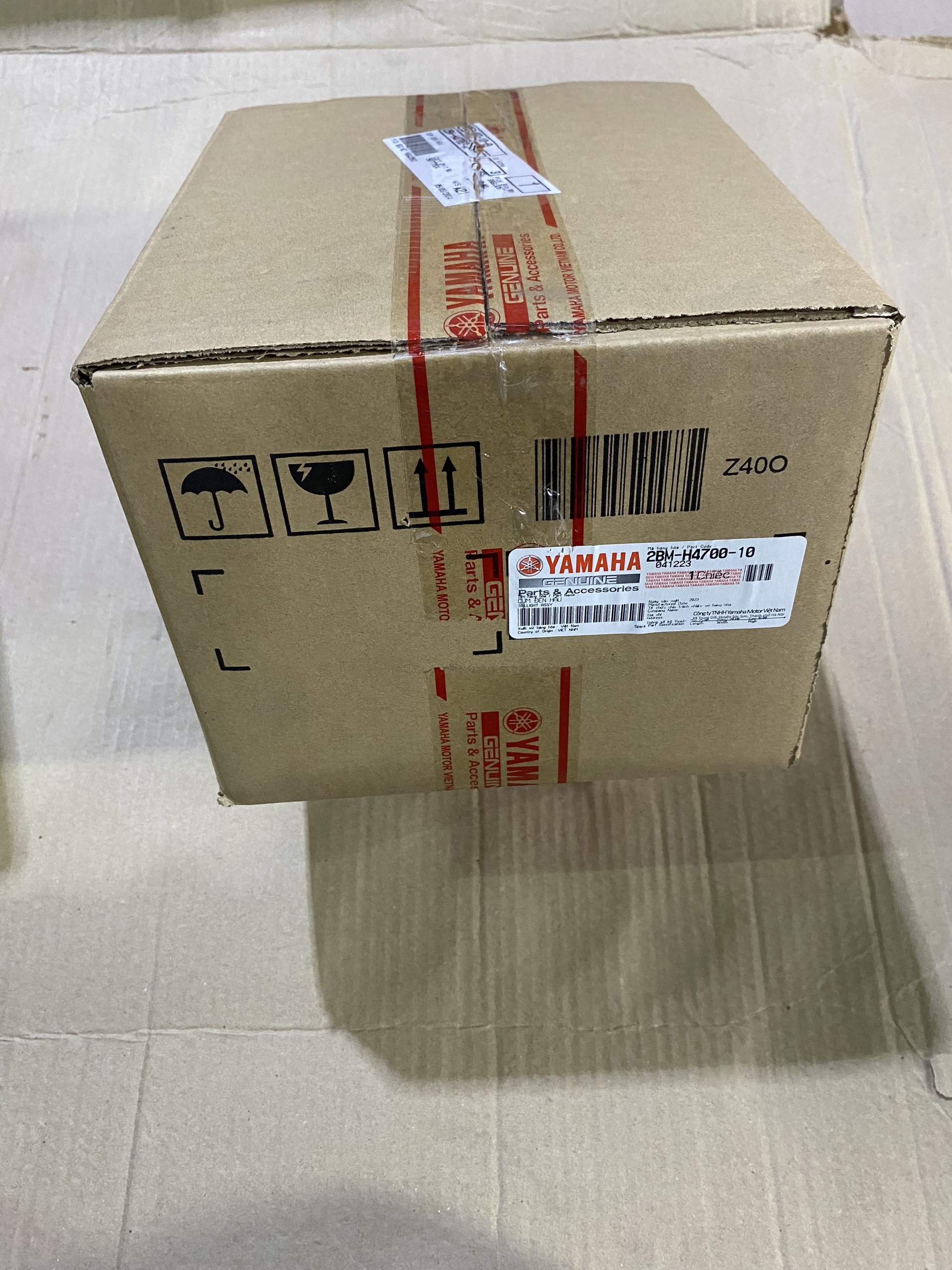 Cụm đèn hậu Yamaha NVX 155 - 2BMH47001000
