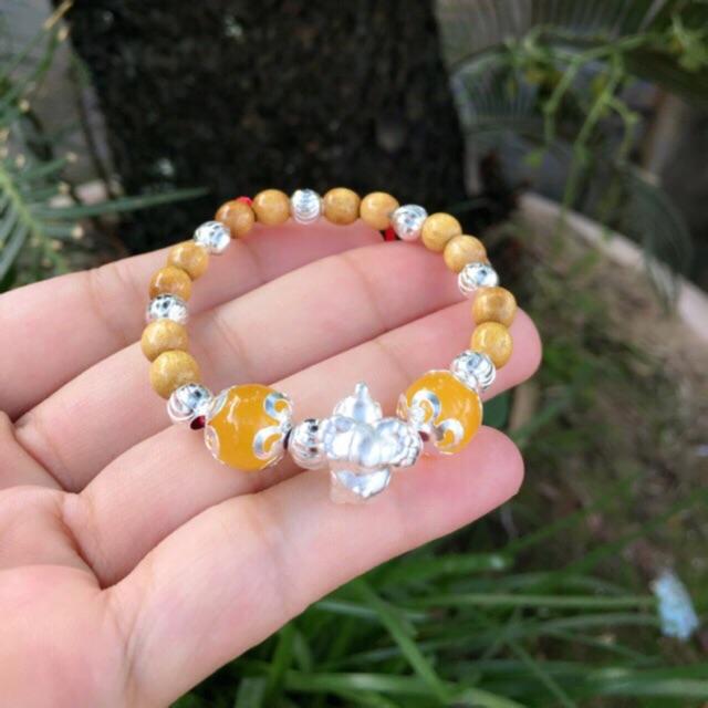 Vòng dâu tằm giáp dê