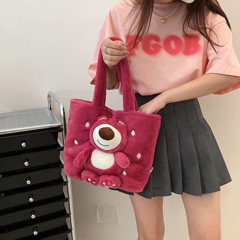 TÚI XÁCH ĐEO VAI HÌNH GẤU DÂU HOẠT HÌNH SIÊU CUTE