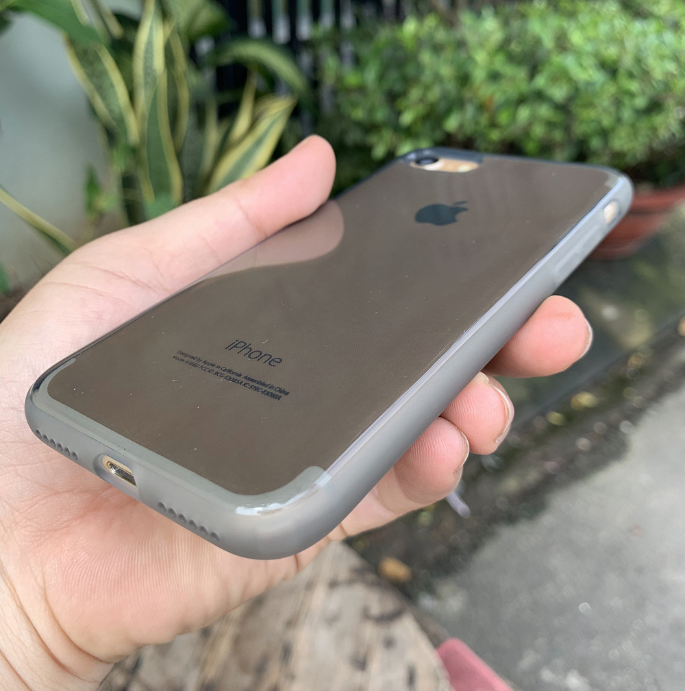 Ốp lưng dẻo cao cấp dành cho iPhone 7 / iPhone 8 - Màu đen mờ