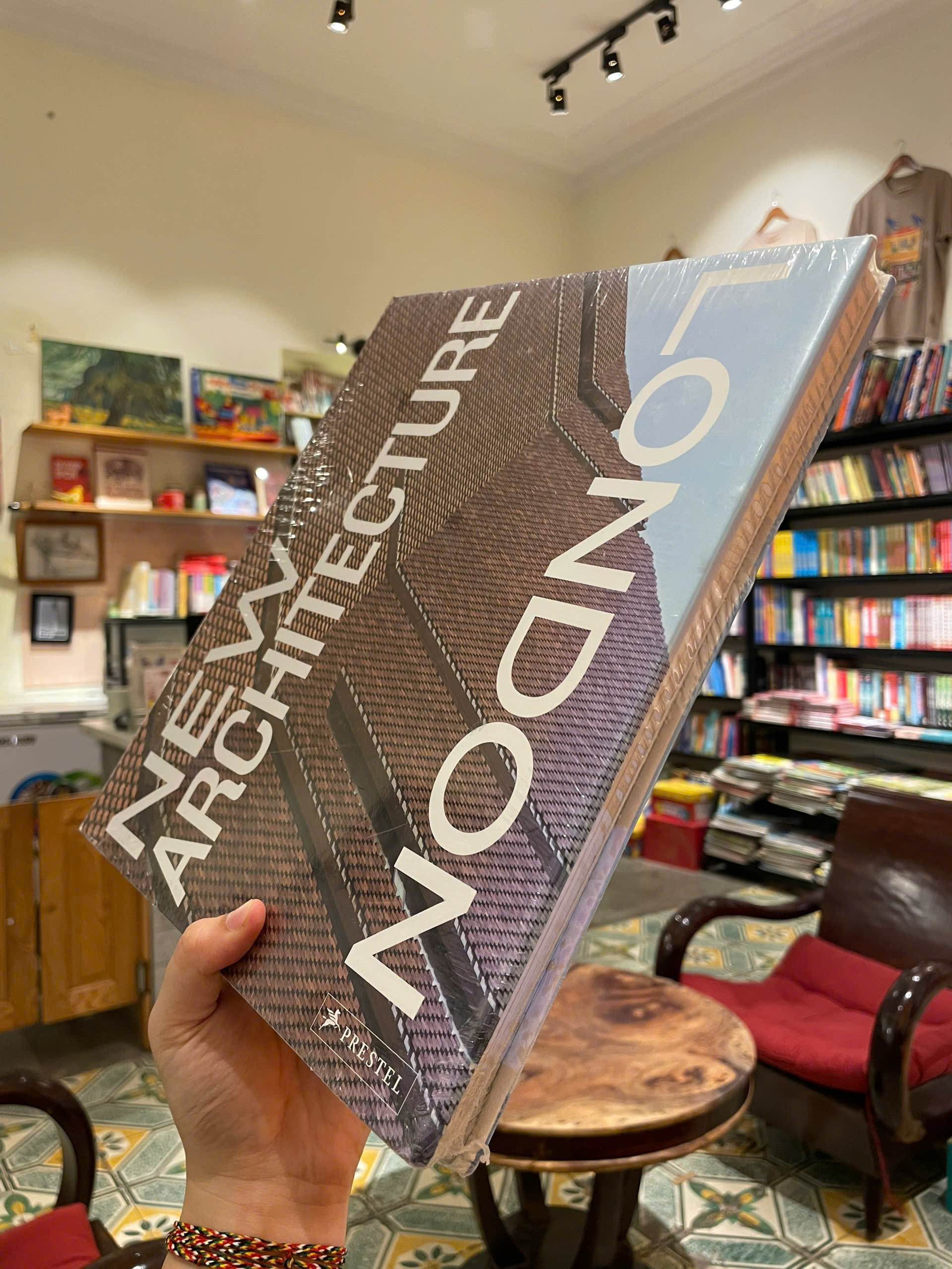 New Architecture London by Prestel - Art & Design book in English - Sách Ngoại Văn - Bìa Cứng