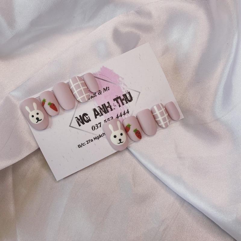 Móng giả vẽ thỏ