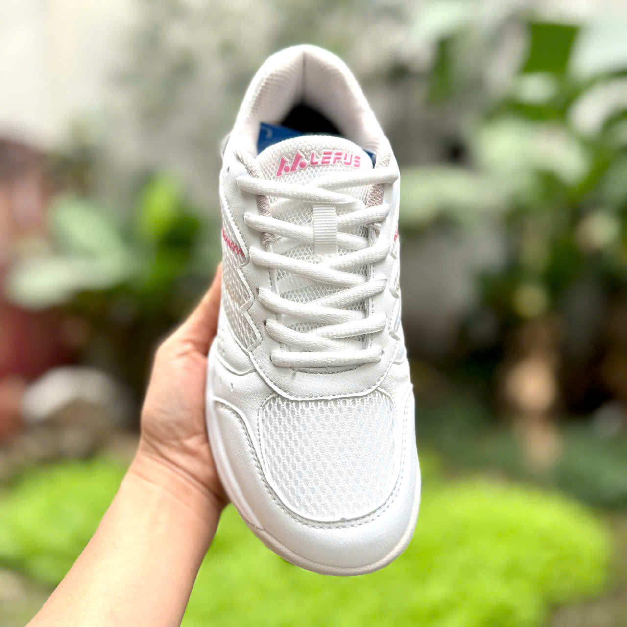 Giày cầu lông nữ giá rẻ Lefus L039 - chính hãng