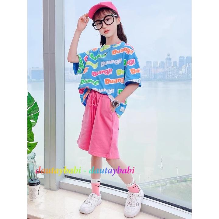 Đồ Bộ thun bé gái thể thao ngắn tay thun cotton mùa hè phối áo in chữ và quần thể thao sành điệu cho bé 24-50kg BBG48