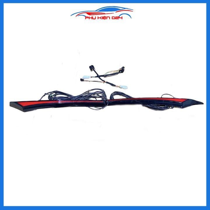 Ốp tay cốp sau có đèn led cho CX5, CX-5 2018-2019-2020-2021 ánh sáng đỏ trang trí xe