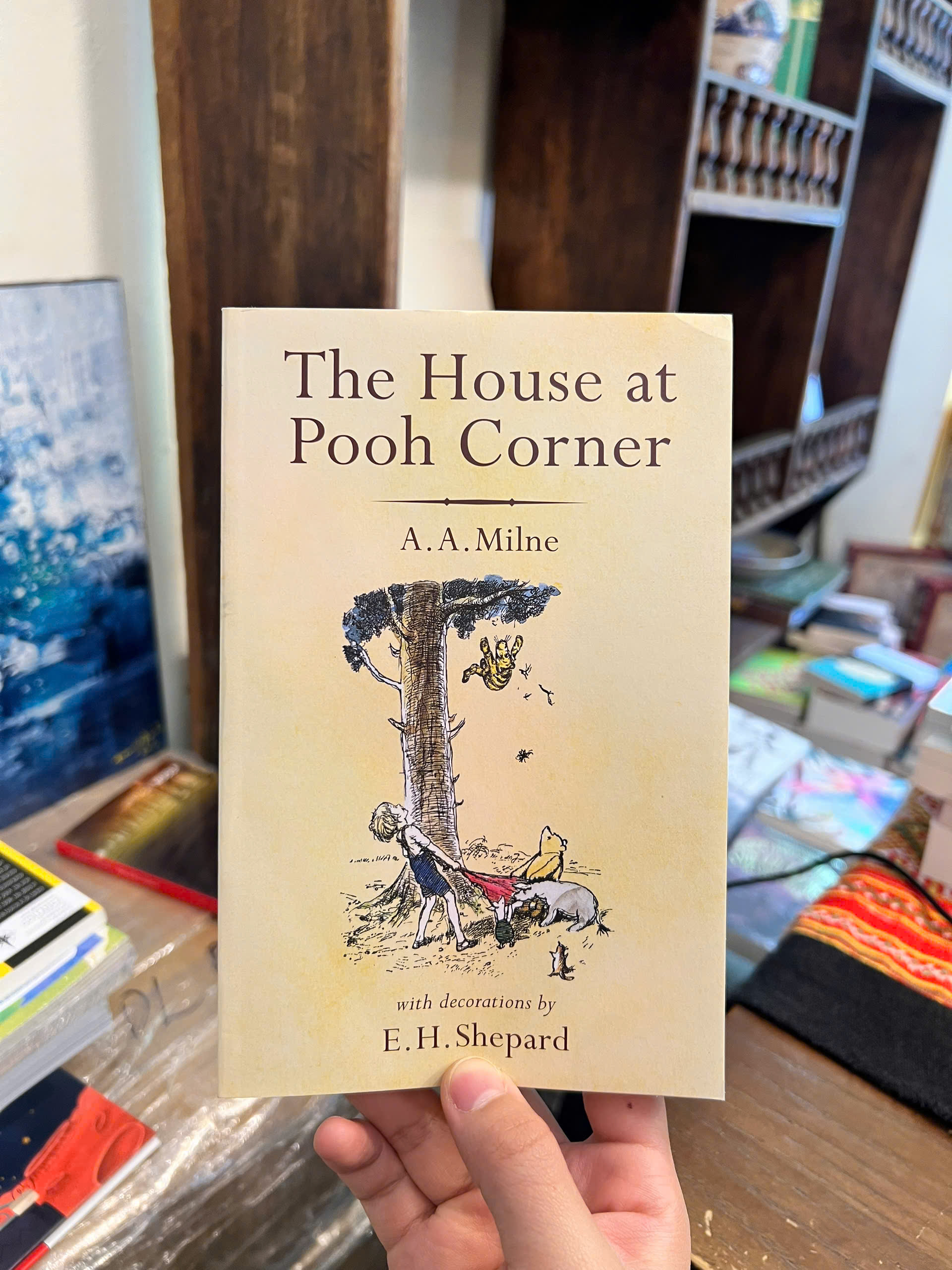 Sách - Winnie-the-Pooh Classics: House At Pooh Corner by A. A. Milne | Childrens Novel / Ngoại văn
