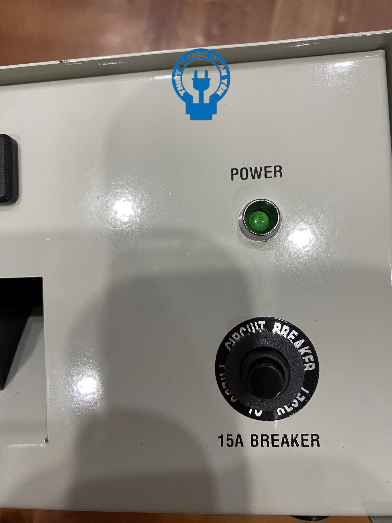 Bộ đổi nguồn 220v sang 100v - 120v lioa 3000va ( 2700w)