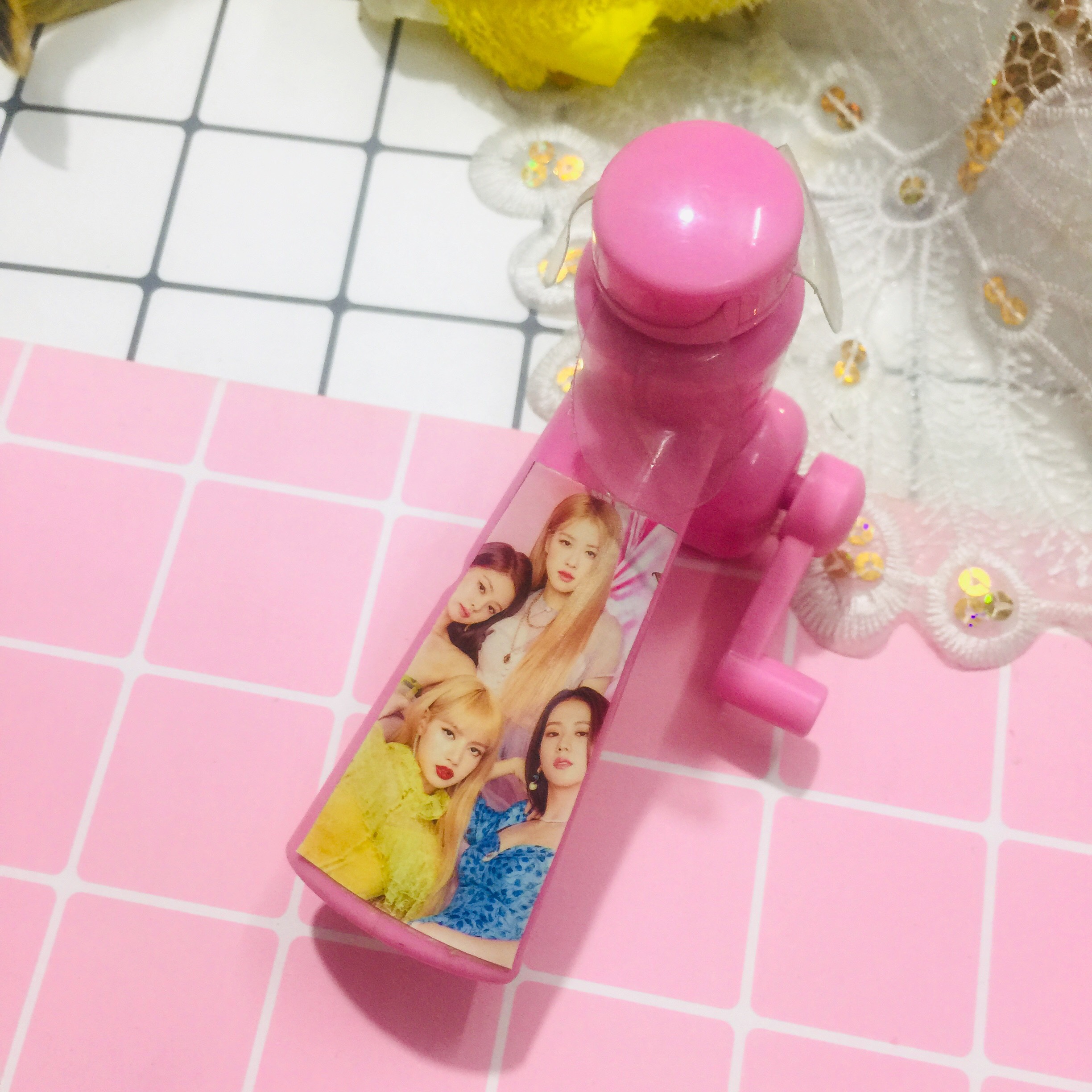 Qụat quay tay BLACKPINK