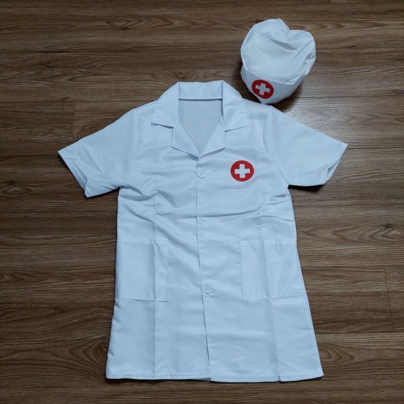 Trang phục áo bác sĩ ngắn tay