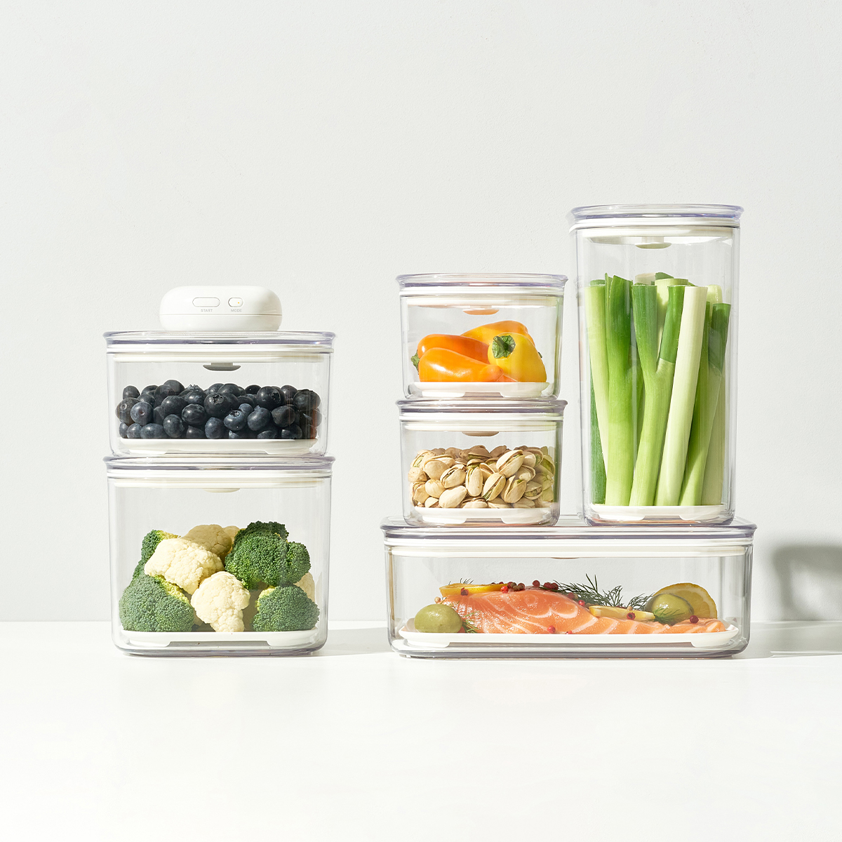 Bộ Máy Hút Chân Không Và Hộp Bảo Quản Thực Phẩm LocknLock 7 Món LVC401S7, Hàng Chính Hãng - JoyMall