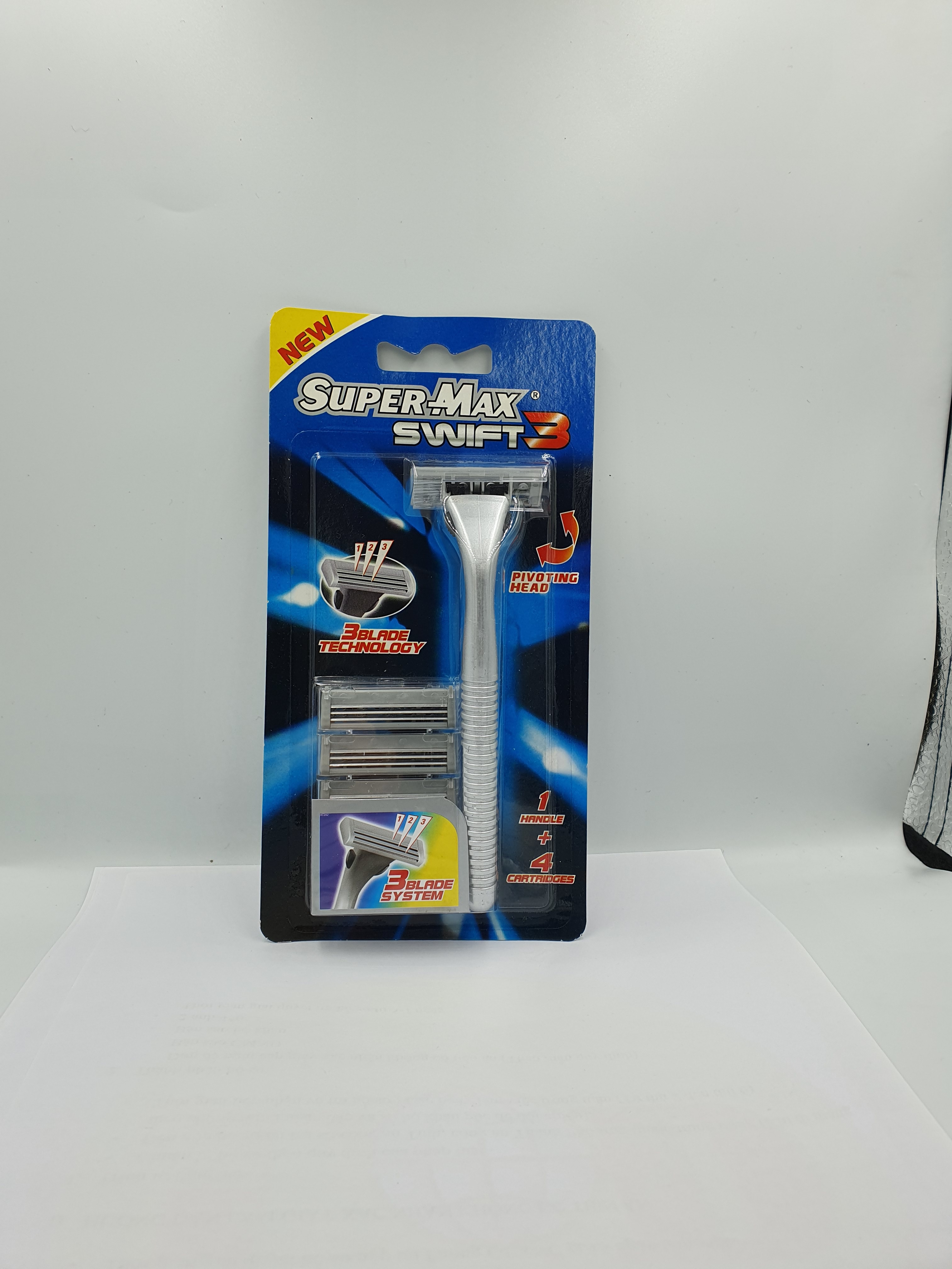 DAO CẠO RÂU 3 LƯỠI SUPERMAX SWIFT 3