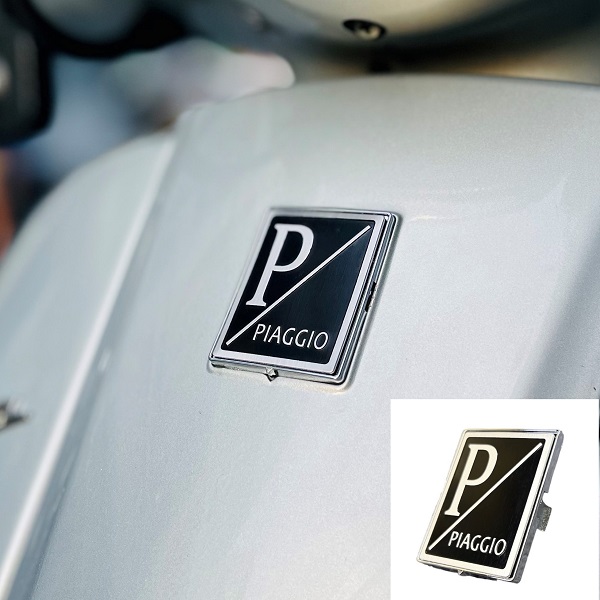 Logo Vespa P Màu Trắng Đen Cho Xe Vespa Kèm Đế