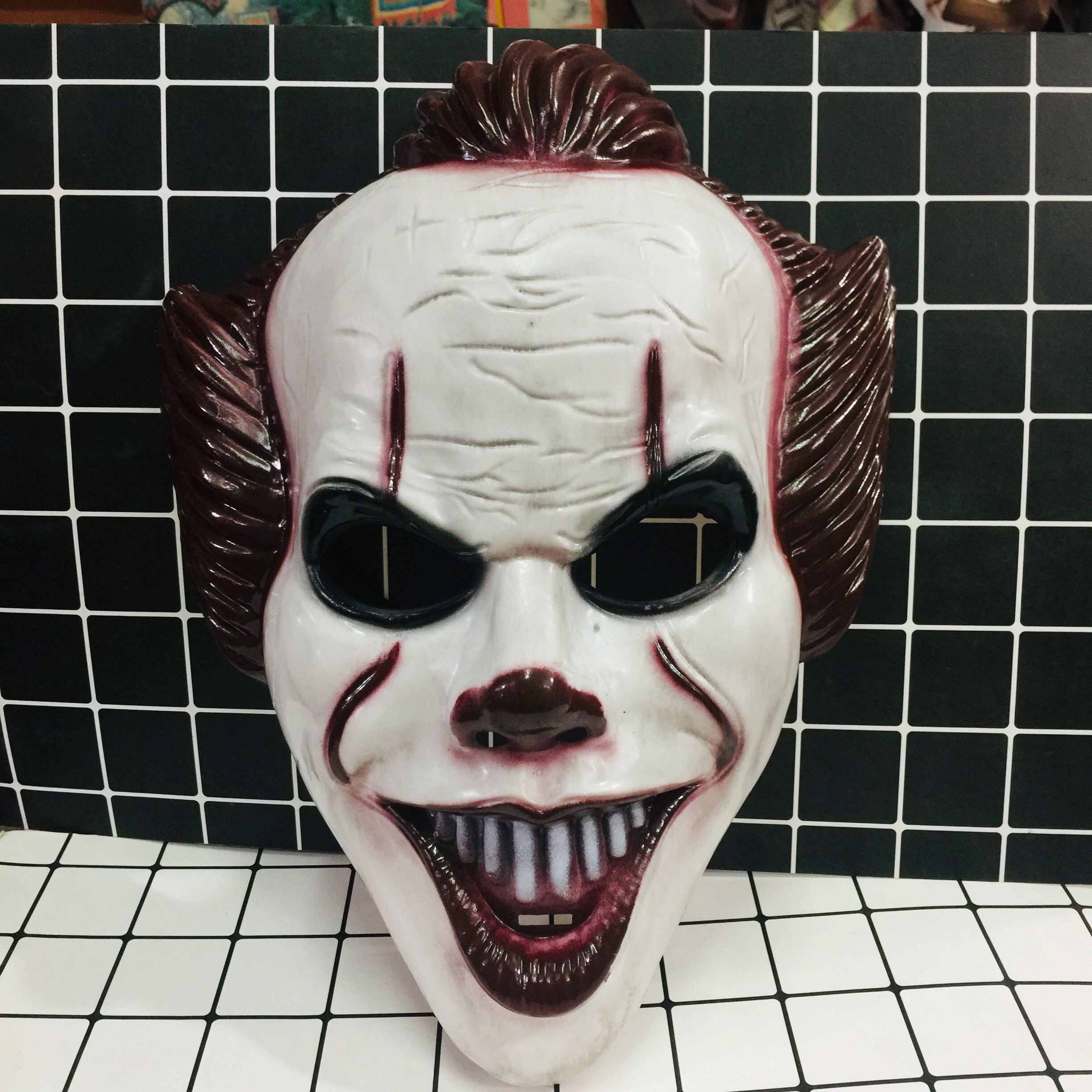 Mặt nạ hóa trang Hề Ma Quái Pennywise