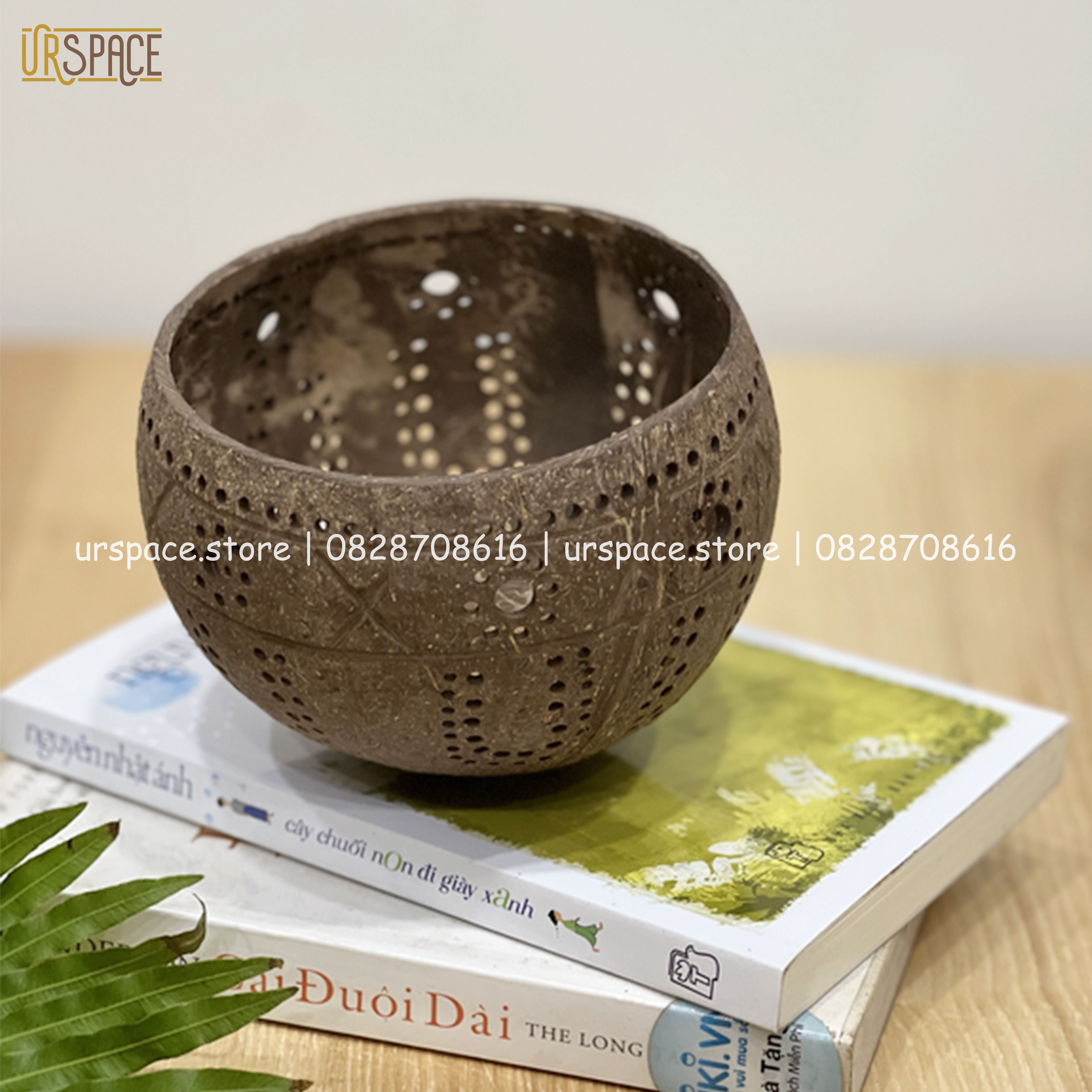 Đèn gáo dừa đèn Trung thu, đèn Hallowen, đèn trang trí spa kèm nến/ Coconut shell candle holder for home decor