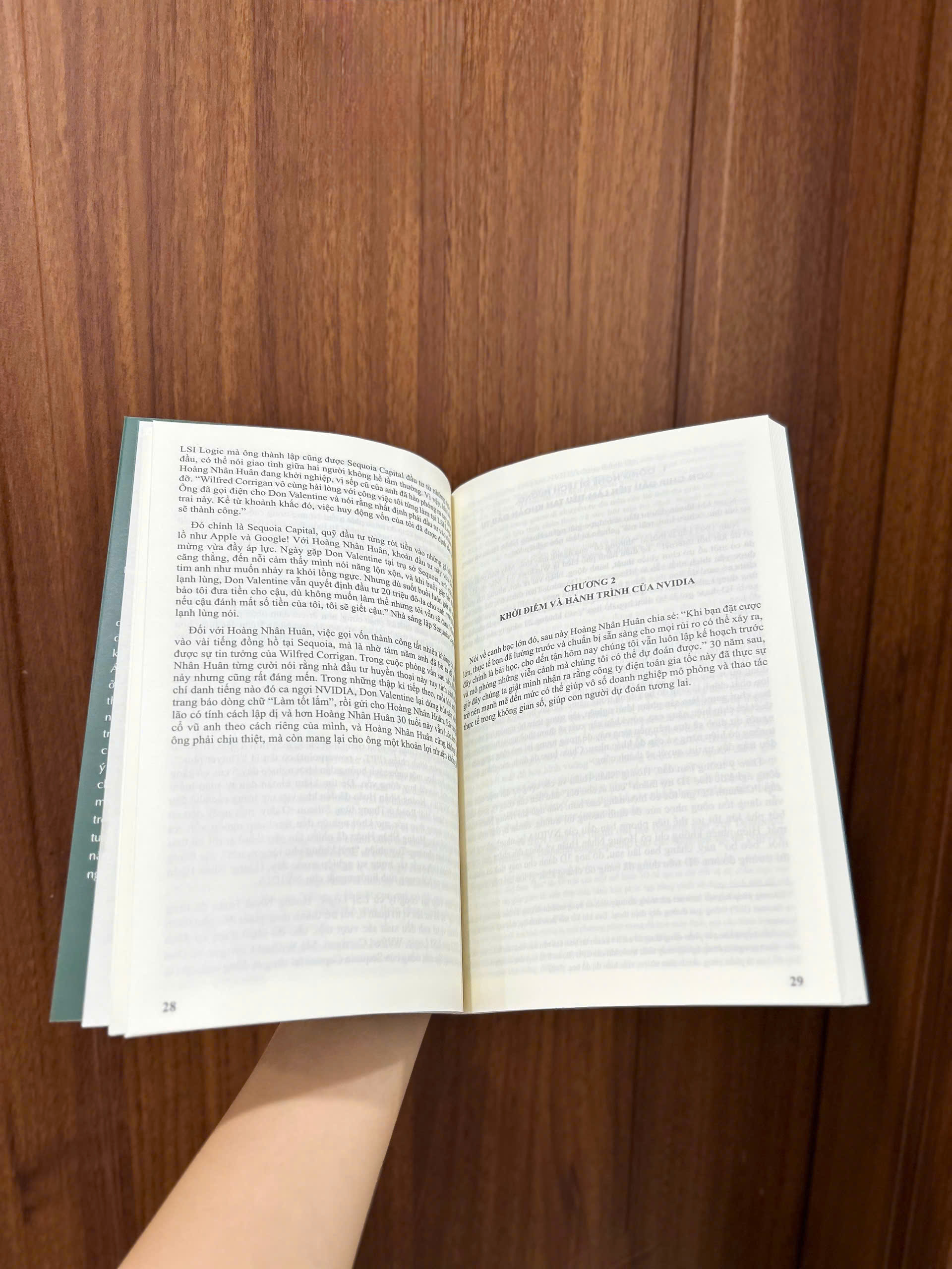 Sách - TỰ TRUYỆN JENSEN HUANG - Vua chip Jensen Huang và đế chế kinh doanh NVIDIA - ndbooks