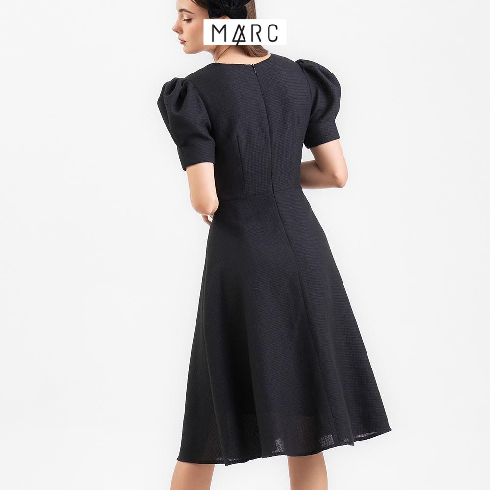 Đầm midi nữ MARC FASHION tay phồng cổ tim dằn li CBSH110622
