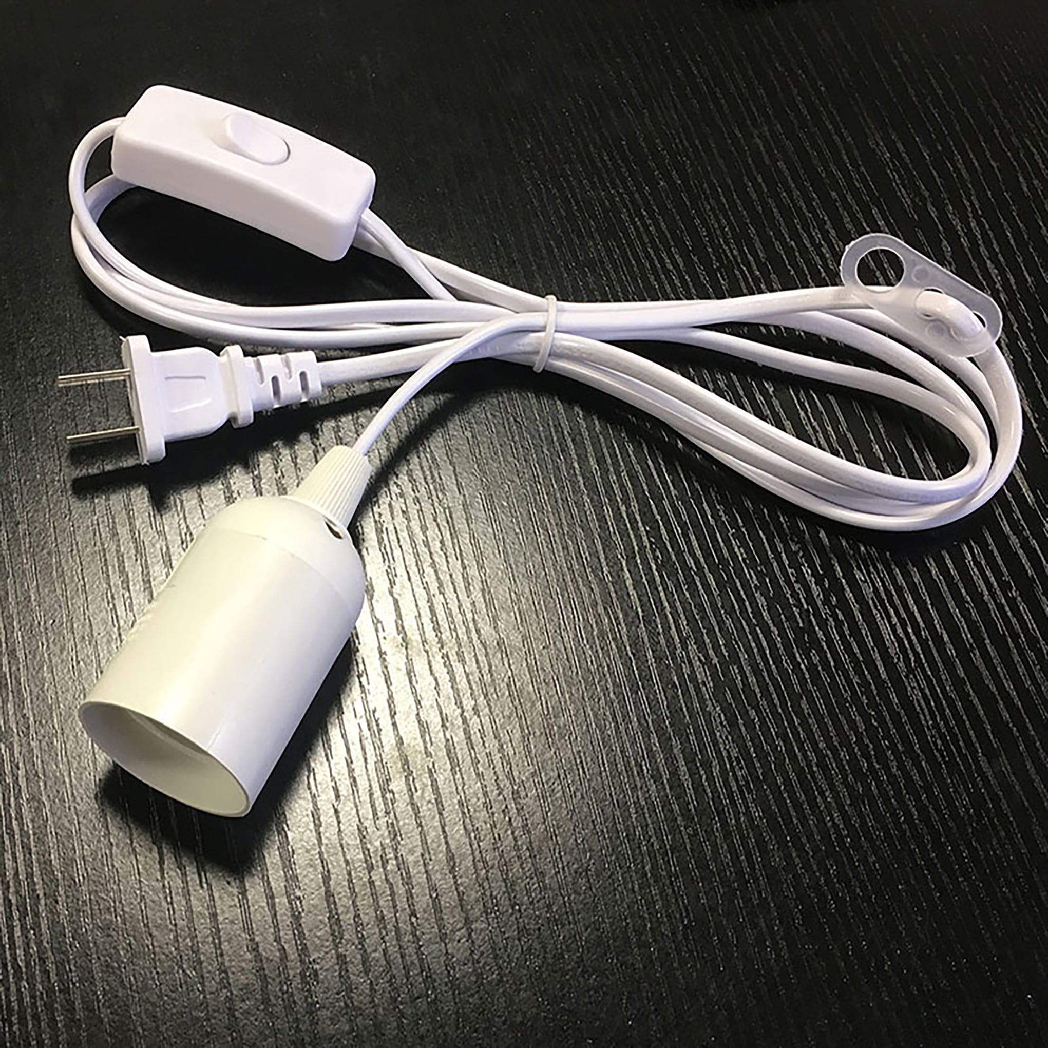 Đui đèn đui xoáy E27 liền dây điện có công tắc và phích cắm