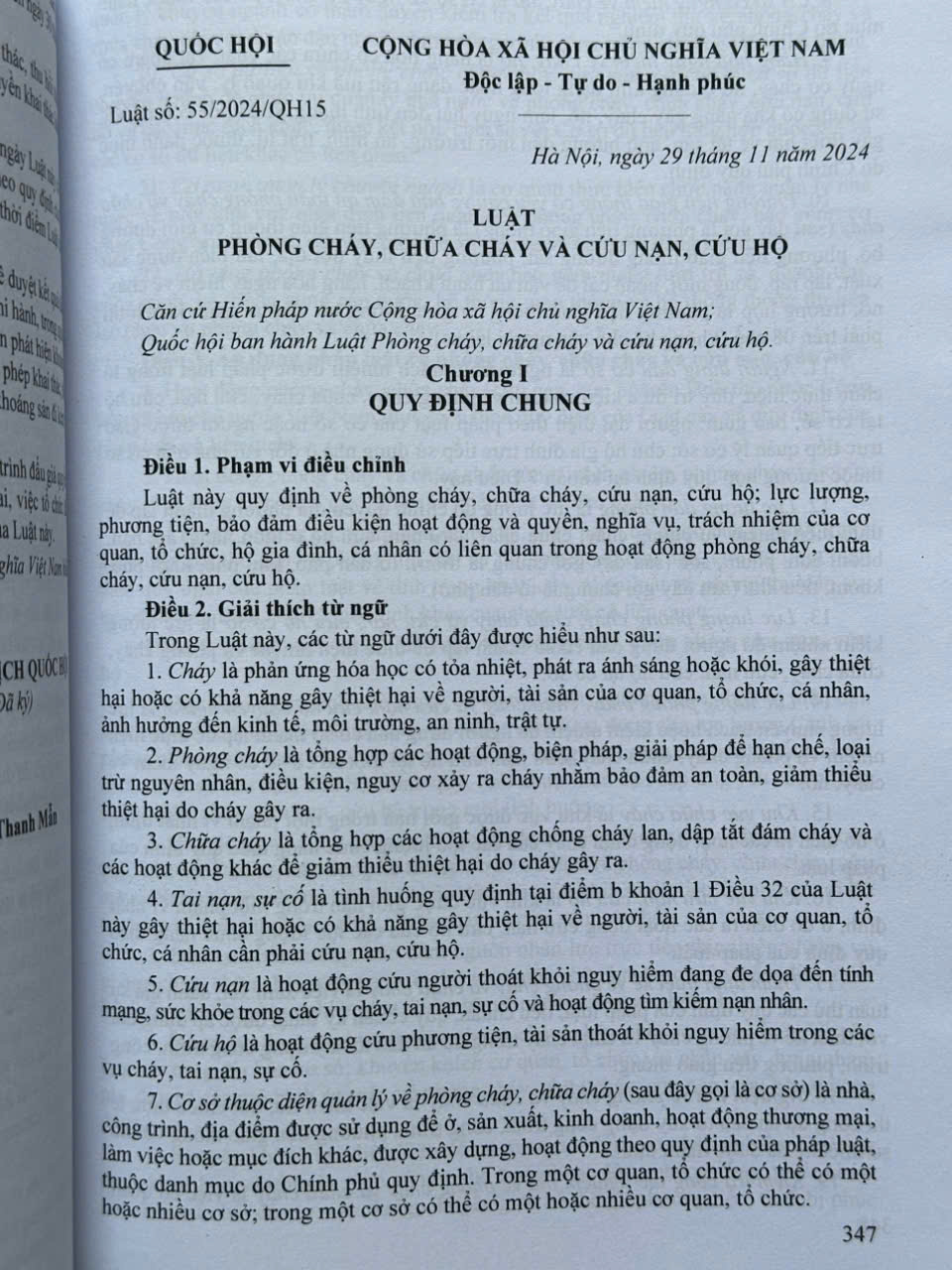 Sách Hệ Thống Toàn Văn 18 Văn Bản Luật được thông qua tại Kỳ họp thứ 8, Quốc hội khóa 15 (V2552T)