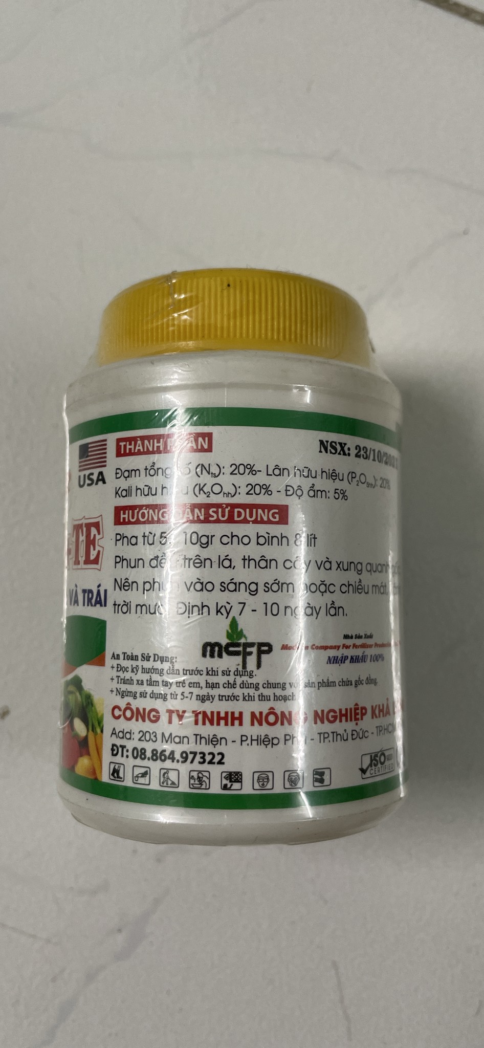 Phân Bón Lá NPK 20-20-20+TE (LT) dùng cho cây trưởng thành Lọ 100 Gram