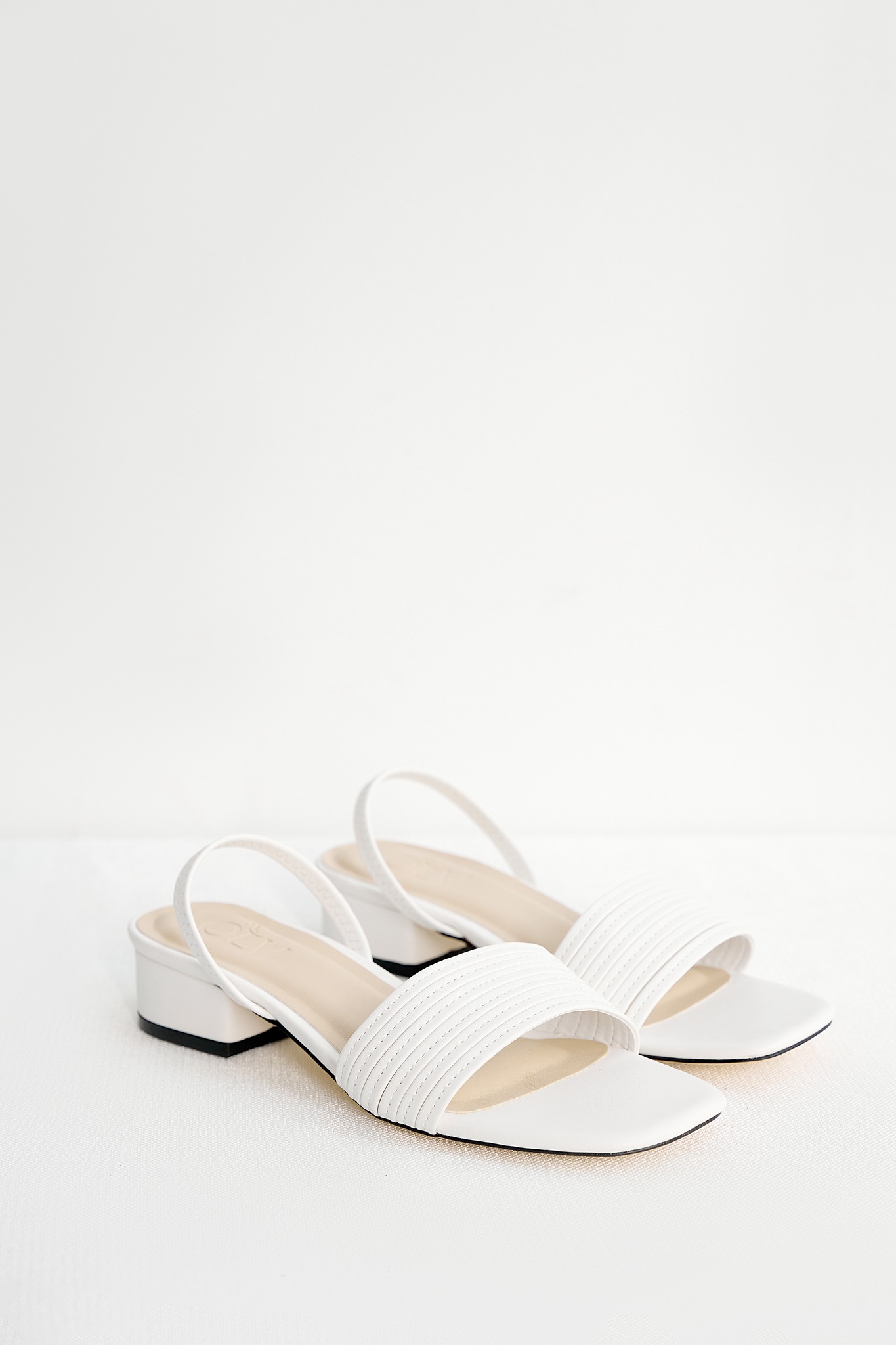 OLV - Giày Zoey Sandals