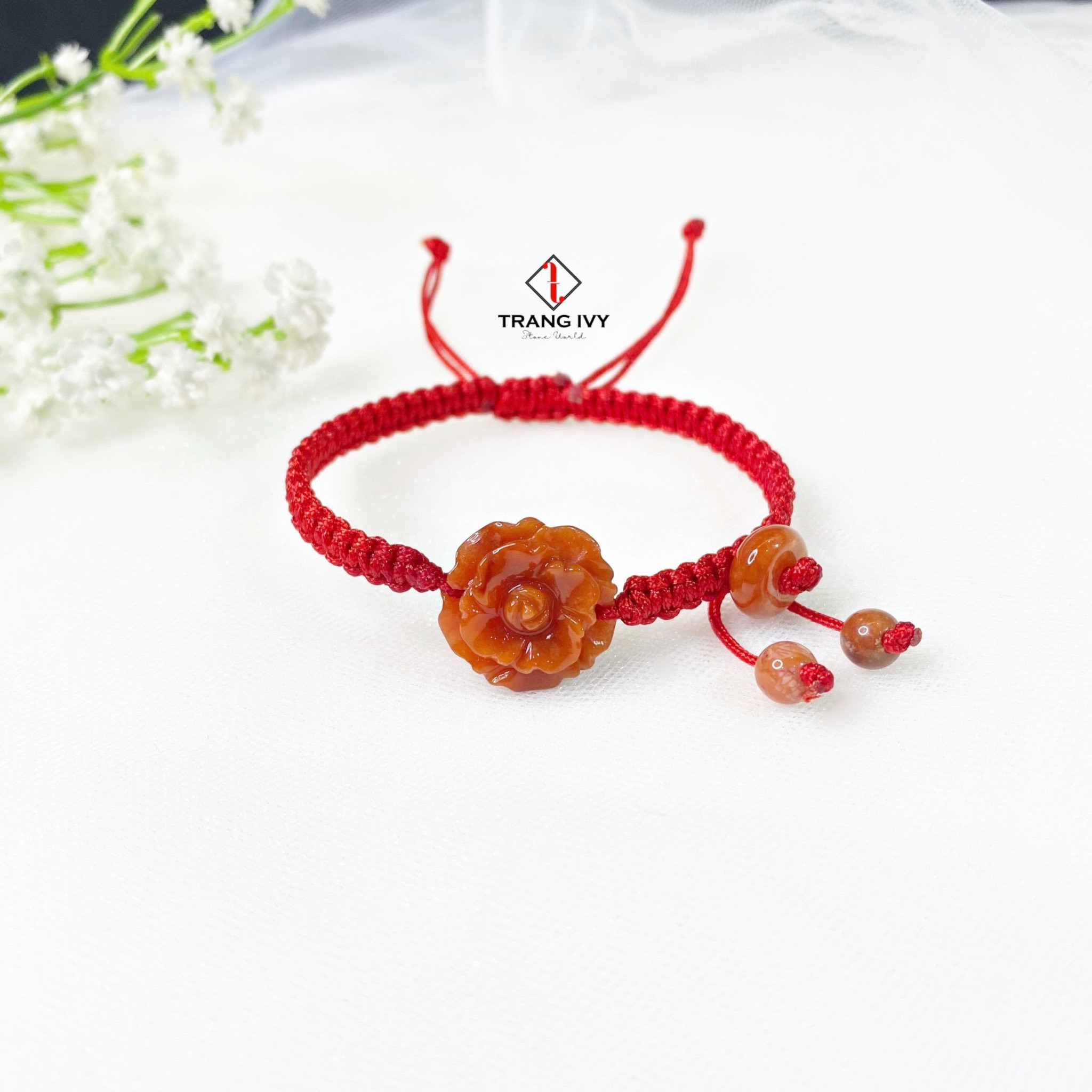 Vòng Tay Hoa Mẫu Đơn Cẩm Thạch Huyết Tết Dây