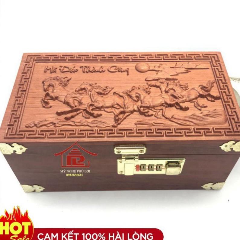Hộp đựng tiền tiết kiệm trạm mã đáo thành công gỗ hương