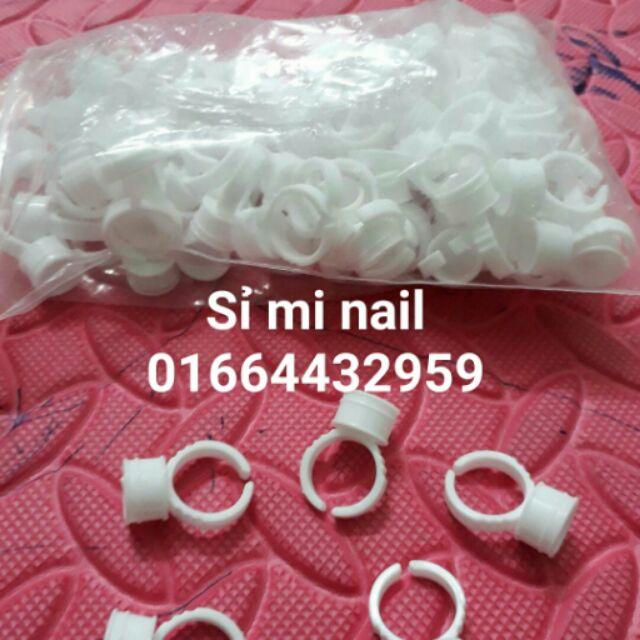 Nhẫn để keo để nối mi cực thuận tiện giúp thợ nối mi tăng năng suất keo cùng trên 1 vị trí dễ làm
