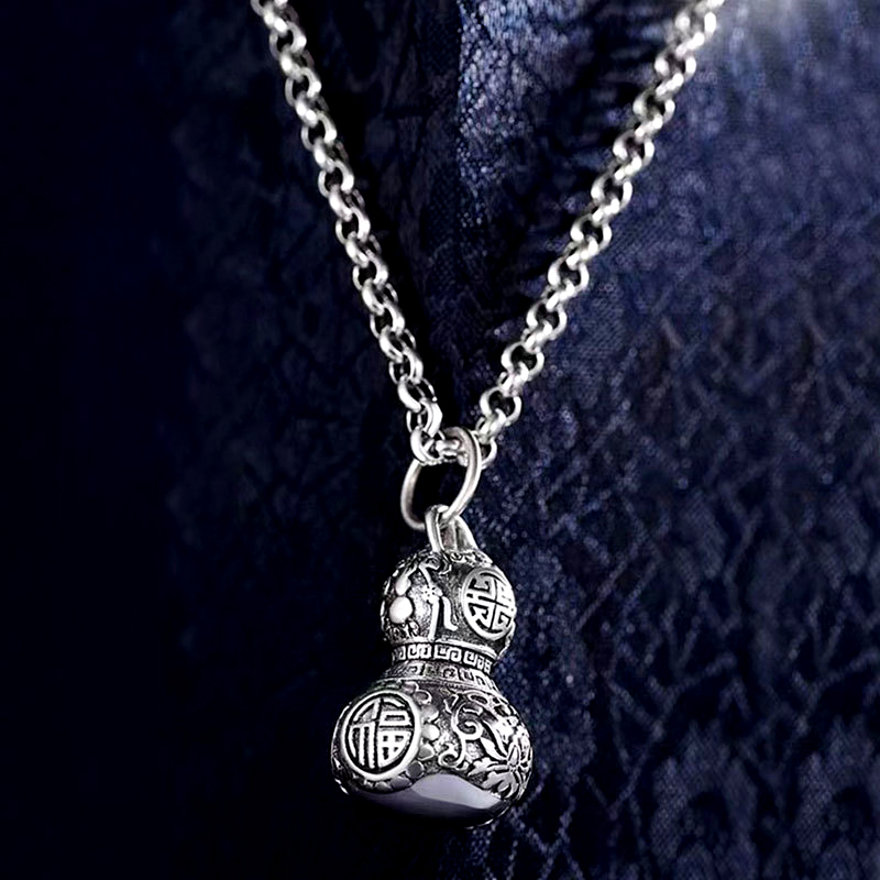 Dây chuyền phong thủy bằng Tittan mặt hình hồ lô Tài Lộc - HL01