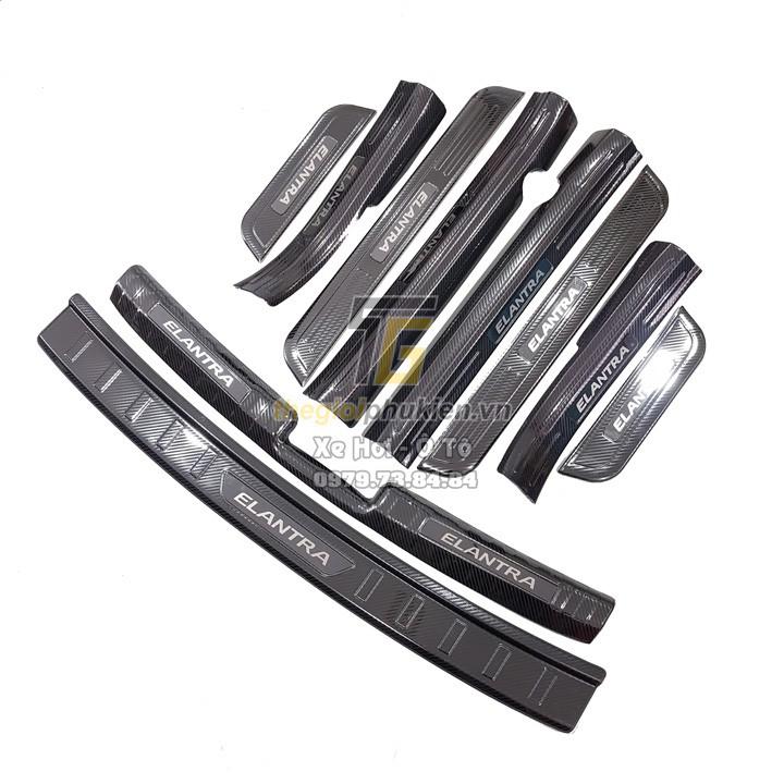 Combo ỐP BẬC CỐP VÀ BẬC CỬA xe Hyundai Elantra 2017-2020 vân Carbon